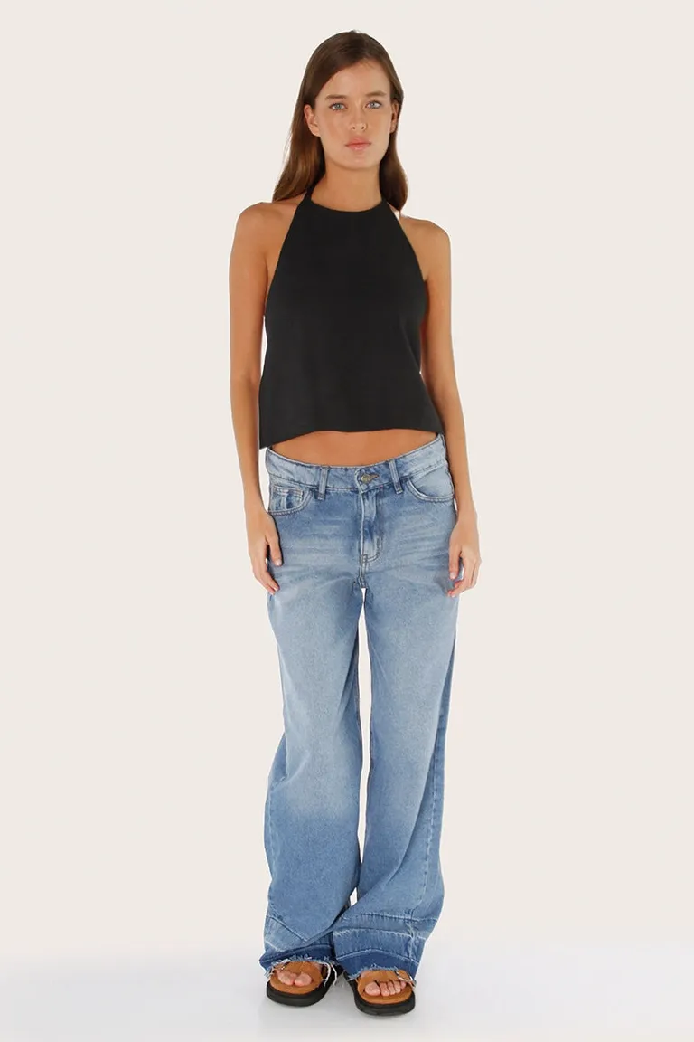 Pantalones de denim celeste con tiro medio y largo modular hasta los talones de Sofia Sarkany en Pantalones para argentina