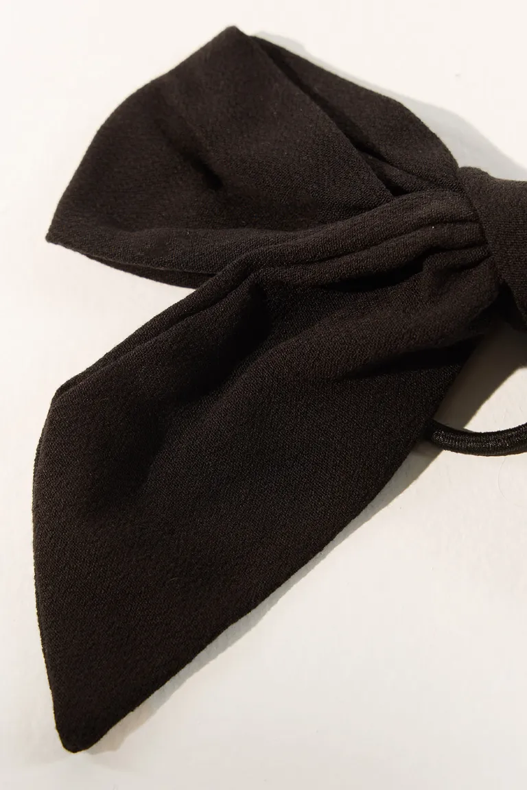 Scrunchie con moño grande para cabello diseño clásico con lazo de Cuesta Blanca en Bijouterie para argentina