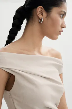Vestido asimétrico drapeado de Mango en Vestidos para argentina