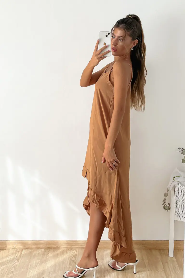 Vestido Irregular Volado de Benka en Vestidos para argentina