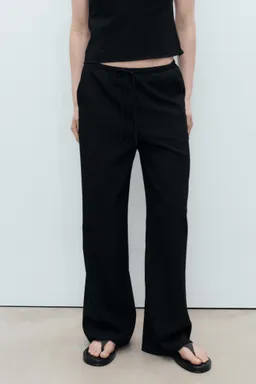 Pantalón recto con lazo de Mango en Pantalones para argentina