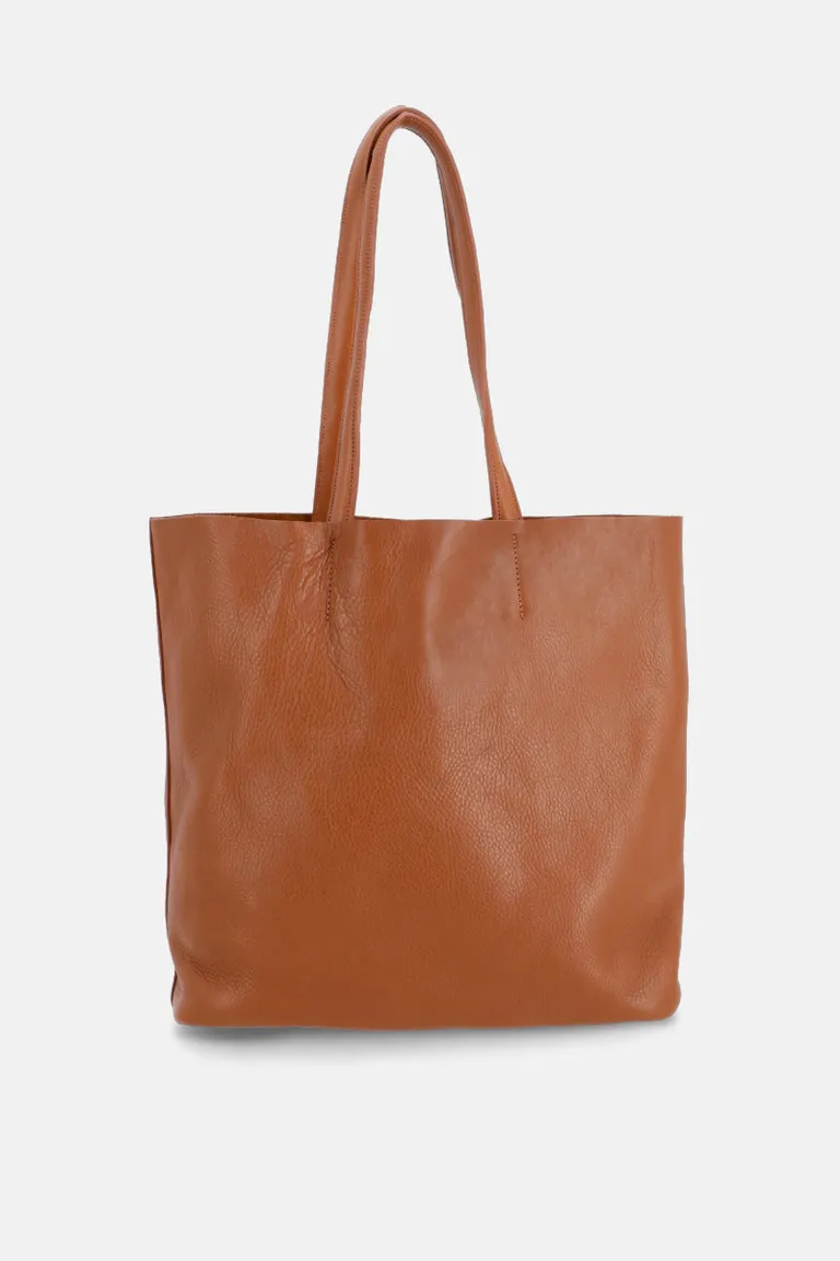 Cartera de cuero marrón con diseño personalizado y cierre interno de Justaosadia en Bolsos y Carteras para argentina