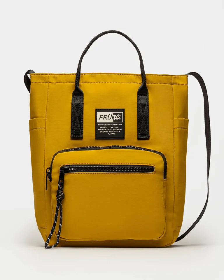 Bolso de hombro en nylon cordura con múltiples compartimentos y detalles en negro de Prüne en Bolsos y Carteras para argentina