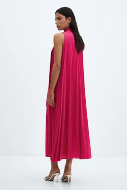 Vestido midi plisado de Mango en Vestidos para argentina