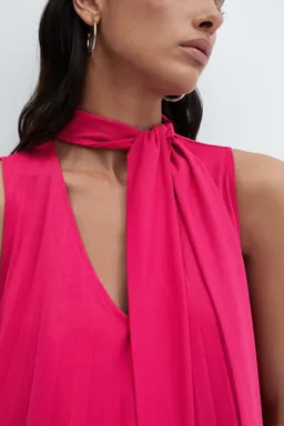 Vestido midi plisado de Mango en Vestidos para argentina
