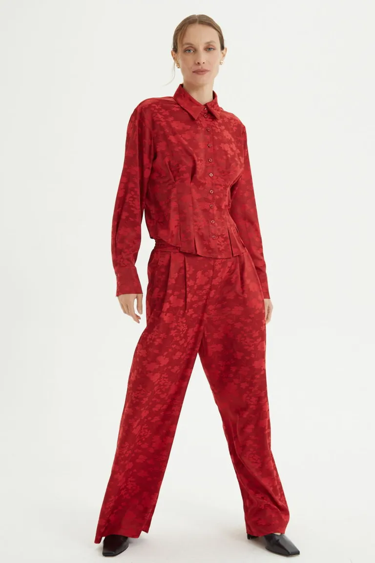 Pantalón de tiro alto con diseño amplio y textura satinada de Las Pepas en Pantalones para argentina