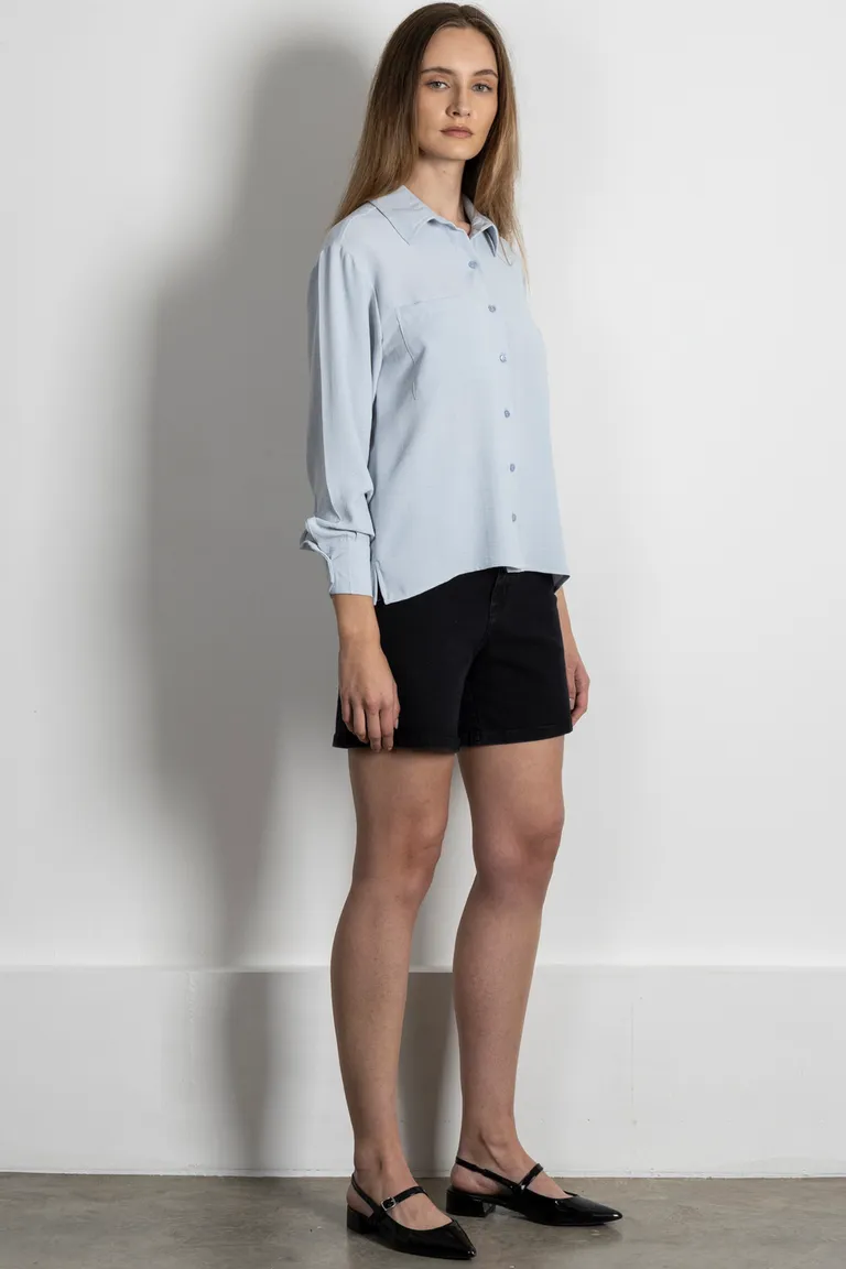 Camisa de manga larga con detalles en espalda y puños para mujer de Kill en Camisas para argentina