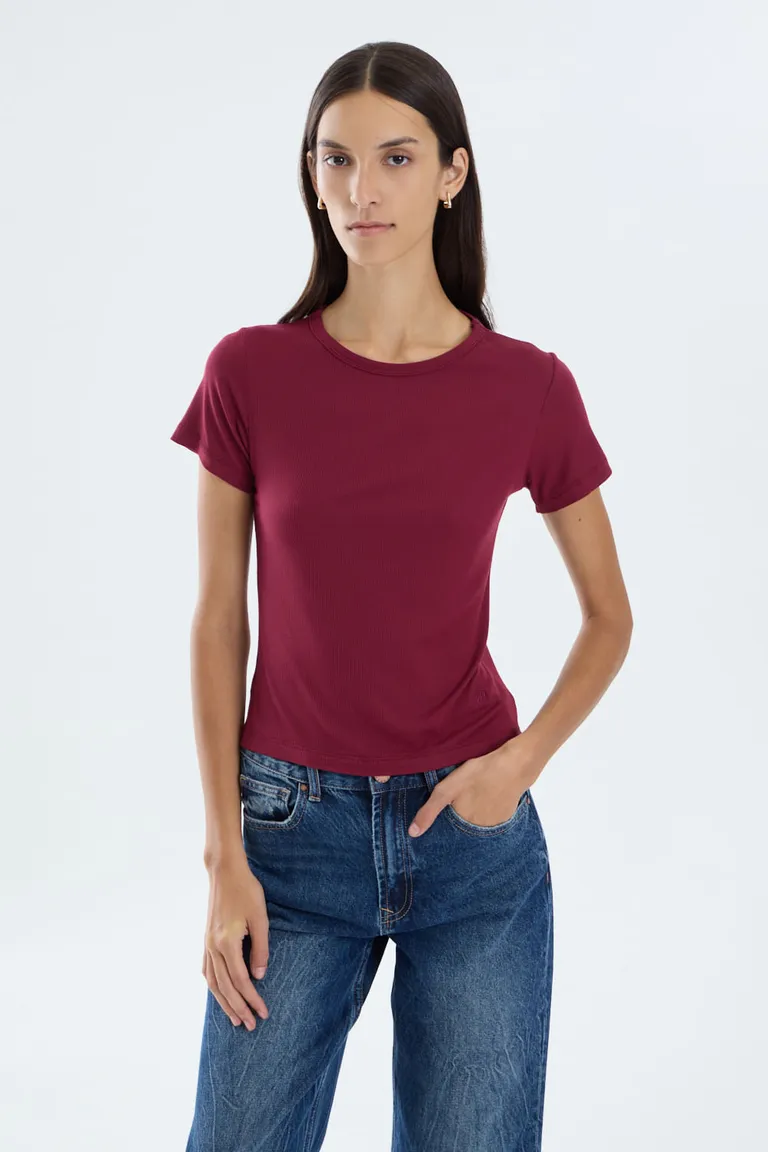 Remera de corte regular con mangas cortas y escote redondo para mujer de Portsaid en Remeras para argentina