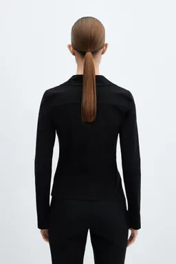 Chaqueta entallada con cremallera de Mango en Chaquetas para argentina