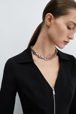 Chaqueta entallada con cremallera de Mango en Chaquetas para argentina