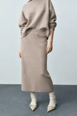 Falda midi mezcla lana de Mango en Faldas para argentina