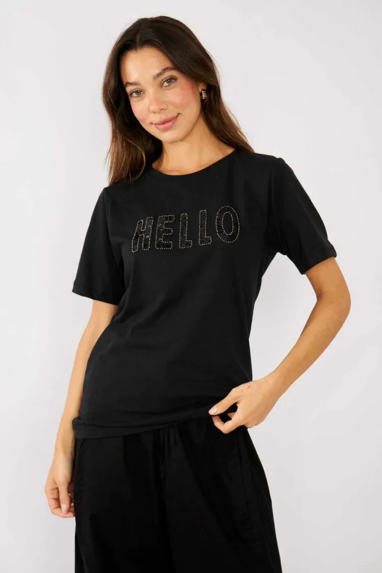 Remera negra con estampado en lentejuelas para mujer de Belle en Remeras para argentina