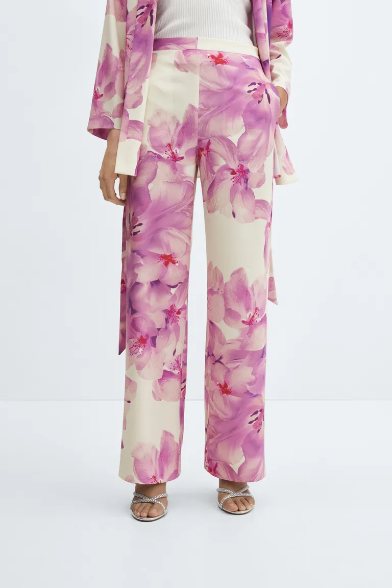 Pantalón recto estampado floral de Mango en Pantalones para argentina