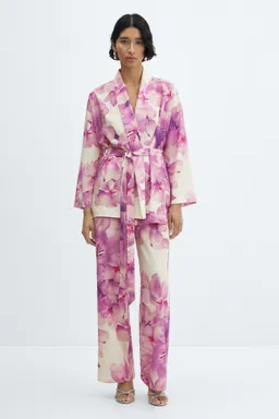 Pantalón recto estampado floral de Mango en Pantalones para argentina