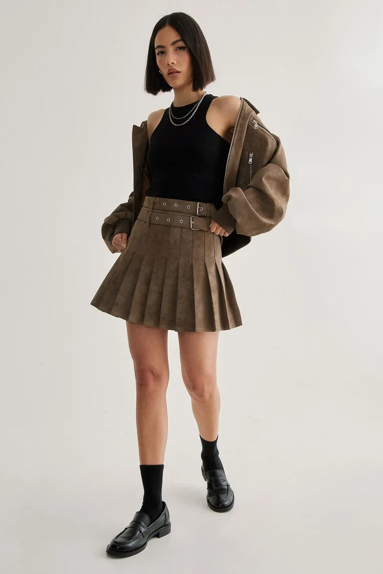 Falda plisada cuero sintético de Nastygal en Faldas para argentina