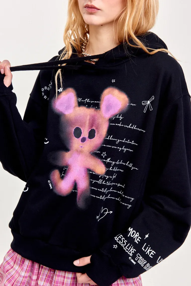 Buzo informal con estampa central llamativa y capucha para looks casuales y cómodos de 47 Street en Buzos y Sweaters para argentina