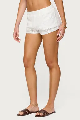 Shorts texturizados florales arlie de Edikted en Shorts para argentina