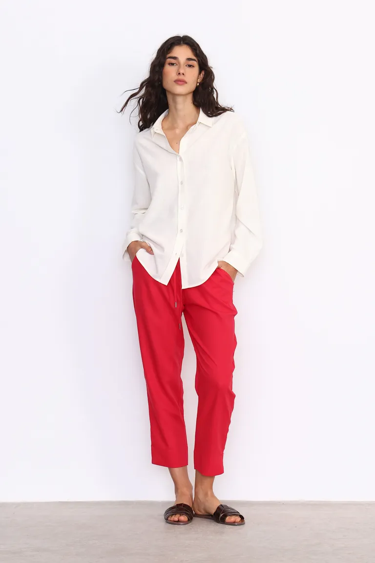 Pantalón de lino rojo con cintura elástica - Prenda versátil y cómoda para todo el año de Yagmour en Pantalones para argentina