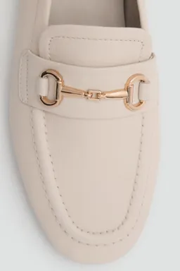 Mocasines cuero con hebilla de Mango en Mocasines para argentina