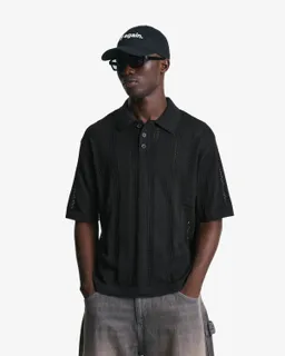 Polo texturado con calados de Bershka en Remeras y Polos para argentina