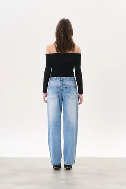 Jean denim straight billie strass de Magda en Pantalones para argentina