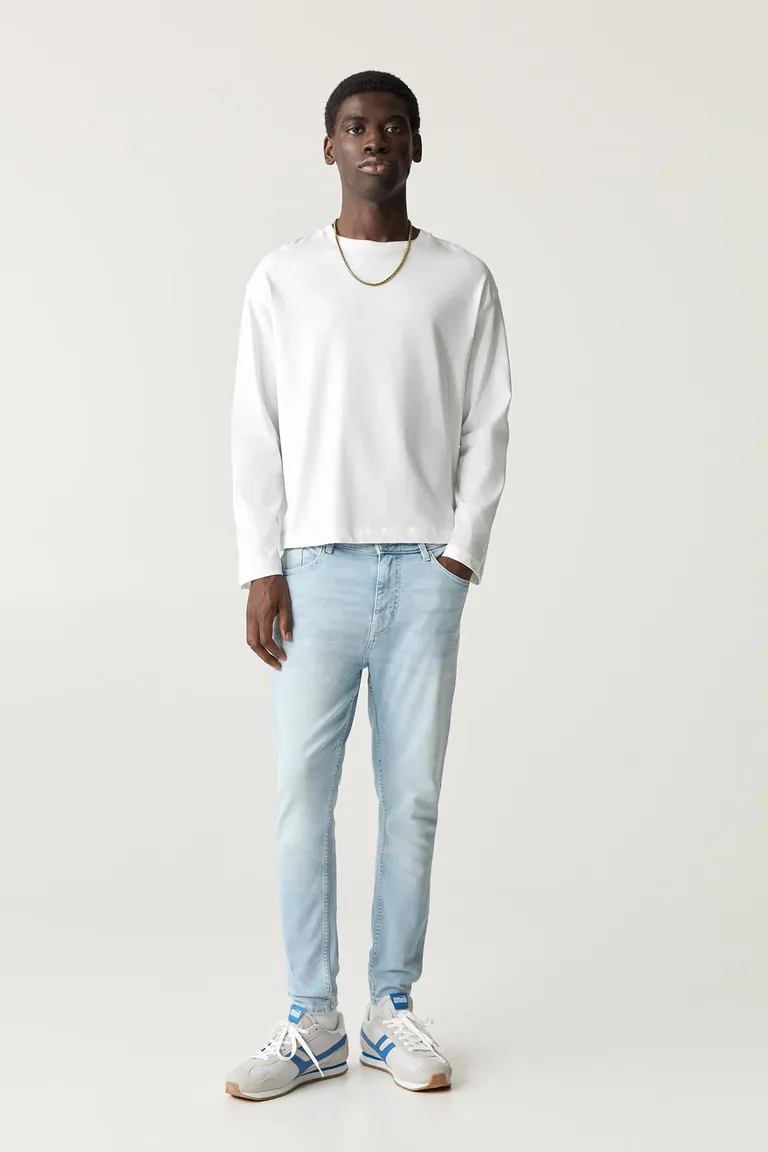 Jean carrot clásico de Pull&Bear en Pantalones para argentina