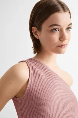 Top canalé con lúrex de Mango Teen en Tops para argentina