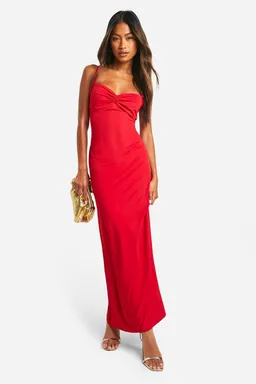 Maxi vestido busto fruncido premium de Boohoo en Vestidos para argentina