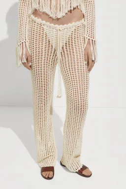 Pantalón punto calado de Mango en Pantalones para argentina