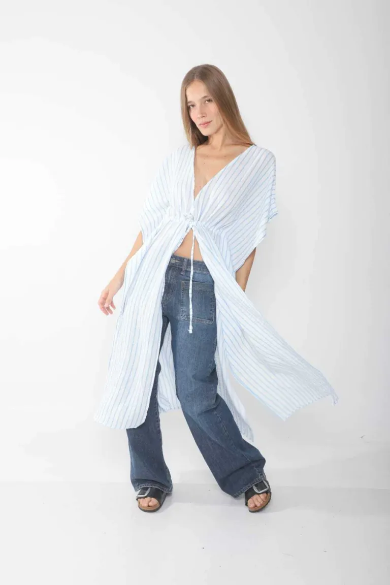 Kimono de lino rayado en estilo amplio y mangas cortas para mujer de Belle en Kimonos para argentina