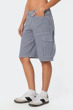 Short cargo rayado friday de Edikted en Shorts para argentina