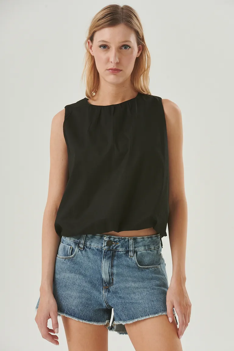 Top sin mangas con efecto globo, diseño moderno y elegante de Sweet en Tops para argentina