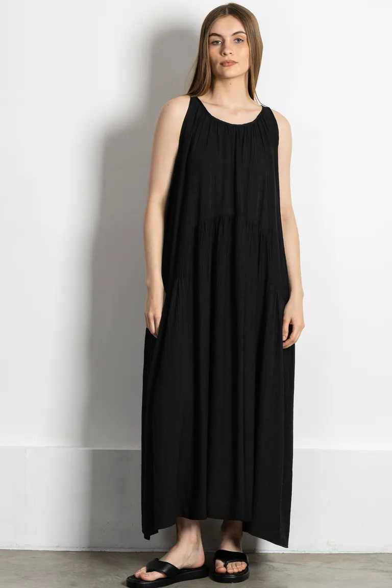 Vestido de línea suelta y textura arrugada con frunces y bolsillos laterales de Kill en Vestidos para argentina