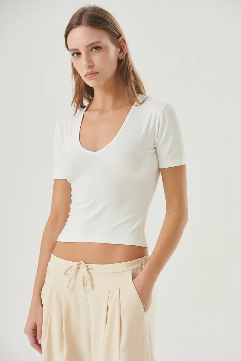 Remera básica de corte clásico para mujer de Sweet en Remeras para argentina