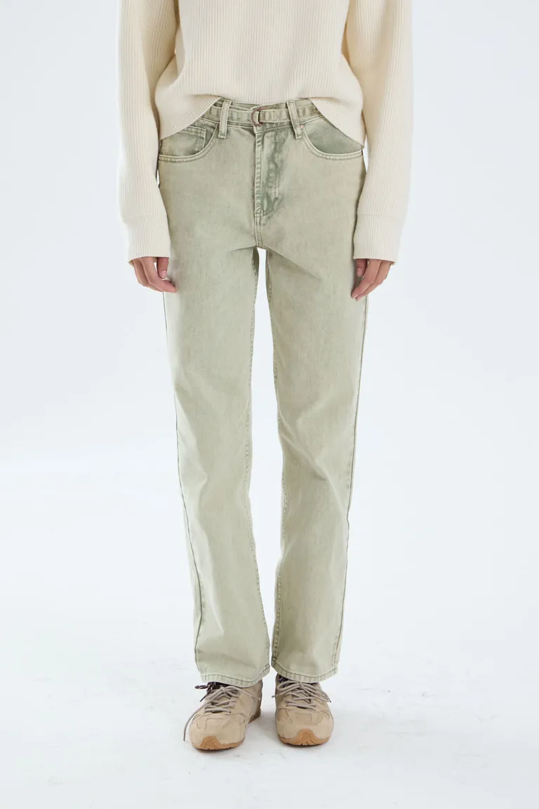 Pantalón de corte recto con diseño de cinco bolsillos y tiro medio de Portsaid en Pantalones para argentina