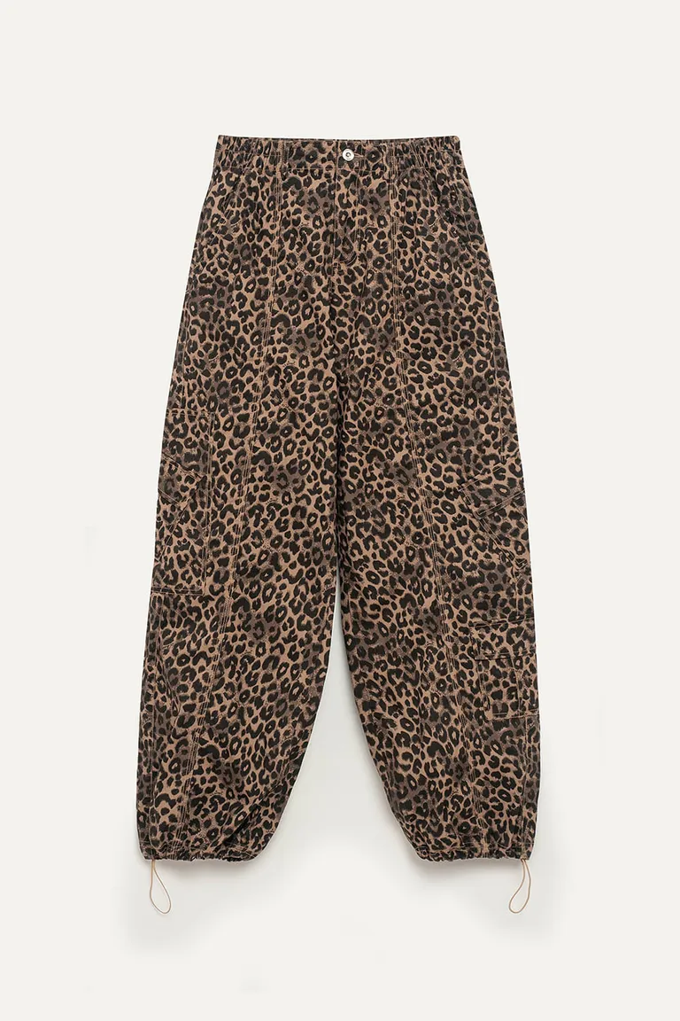 Pantalón cargo con efecto lavado y estampado animal para mujer de 47 Street en Pantalones para argentina