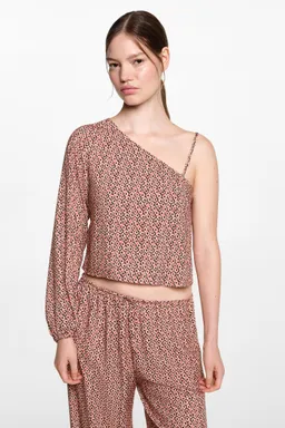 Blusa asimétrica estampada de Mango Teen en Blusas para argentina