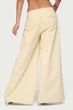 Pantalones pierna ancha lennon de Edikted en Pantalones para argentina