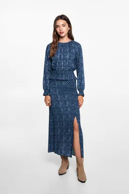 Blusa estampada con frunces de Mango Teen en Blusas para argentina