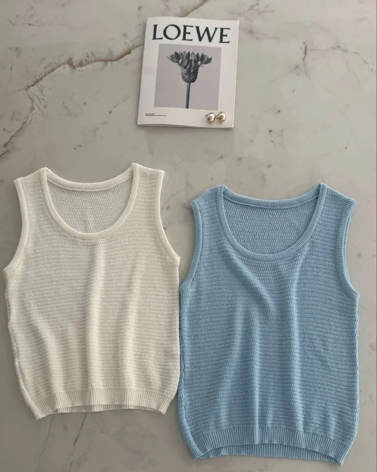 Top de lycra blanco con escote en U y tramado de Hesed en Tops para argentina