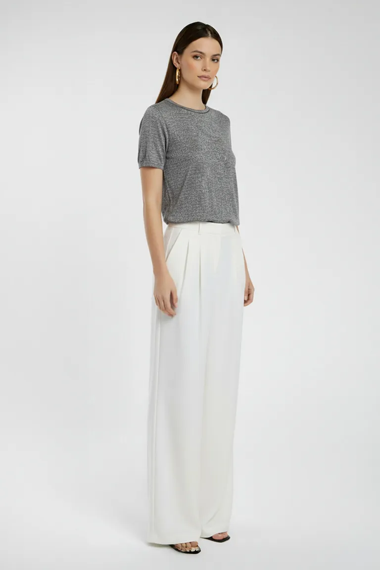 Remera de punto de corte básico y silueta recta para un look casual o semiformal de Naíma en Remeras para argentina