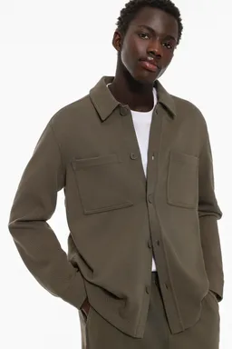 Sobrecamisa confort con bolsillos de Lefties en Camisas para argentina