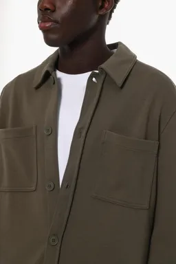 Sobrecamisa confort con bolsillos de Lefties en Camisas para argentina