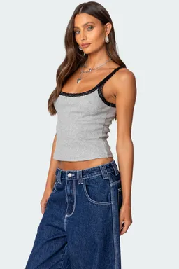 Musculosa encaje con textura de Edikted en Tops para argentina