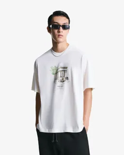 Remera manga corta estampada de Bershka en Remeras y Polos para argentina