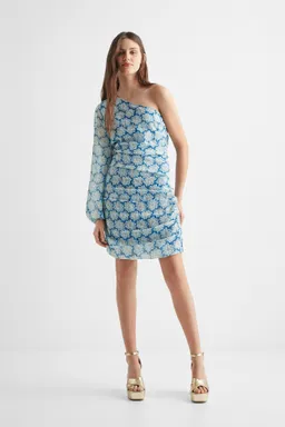 Vestido corto asimétrico de Mango Teen en Vestidos para argentina