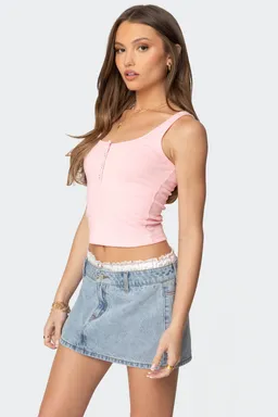Musculosa henley tiana de Edikted en Tops para argentina