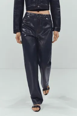 Jeans rectos foil de Mango en Pantalones para argentina