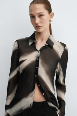 Camisa estampada semitransparente de Mango en Camisas para argentina