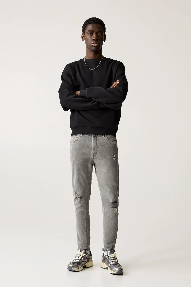 Jeans carrot rotos de Pull&Bear en Pantalones para argentina